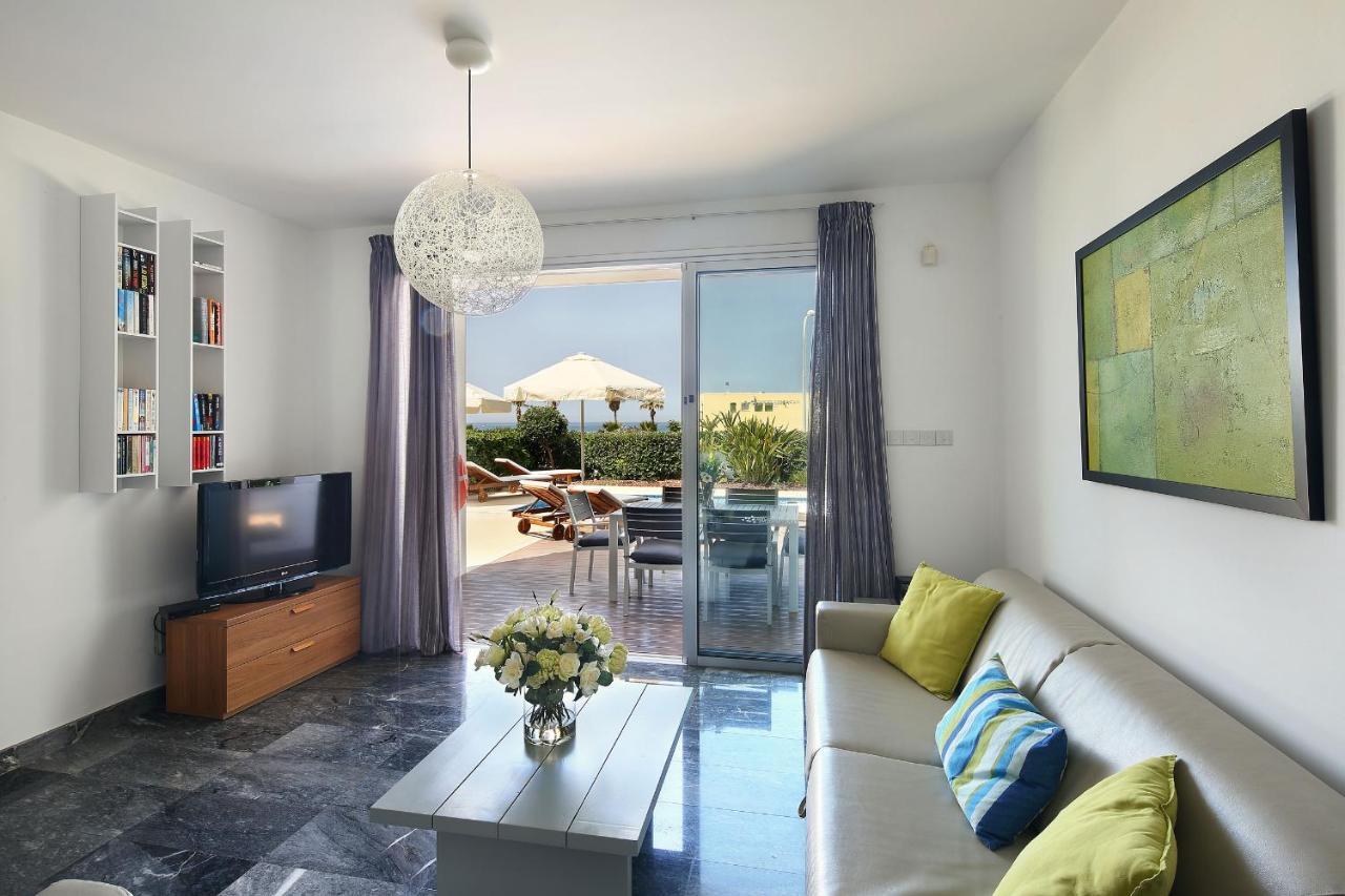 Paradise Cove Luxurious Beach Villas Paphos Extérieur photo