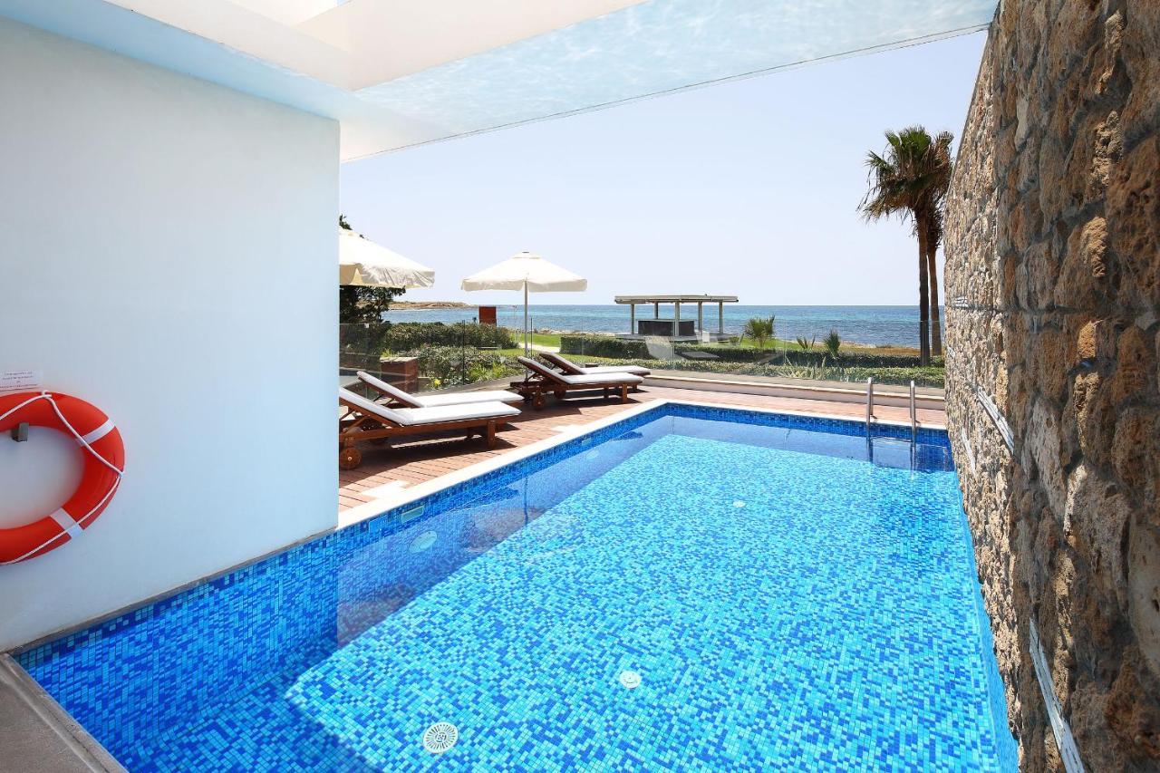 Paradise Cove Luxurious Beach Villas Paphos Extérieur photo