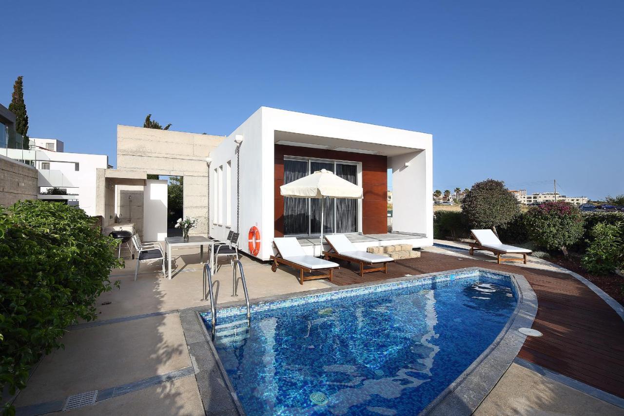 Paradise Cove Luxurious Beach Villas Paphos Extérieur photo
